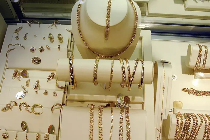 Оборудование для ювелирных магазинов